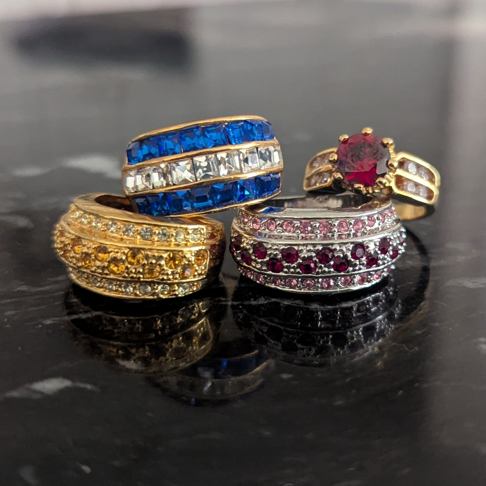 Elegant Gold and Silver Ring Set